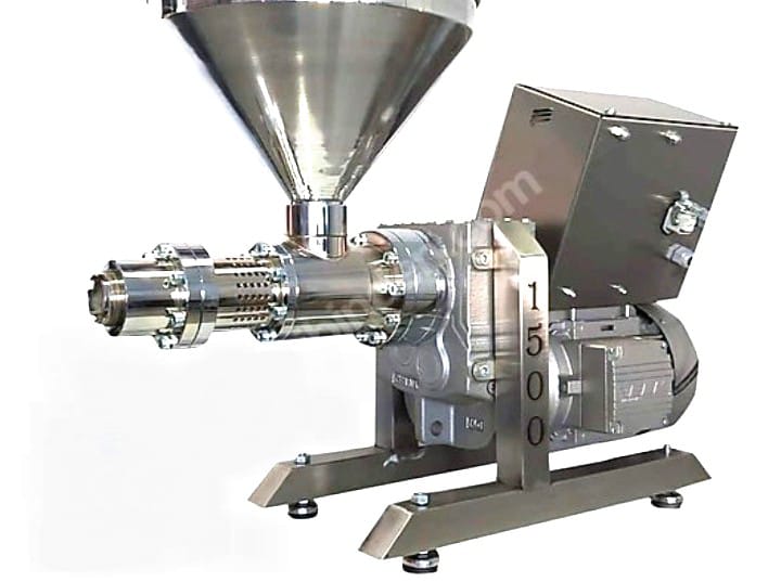 Screw Rod Cold Press Ground nut Oil Extraction Machine at Rs 23000